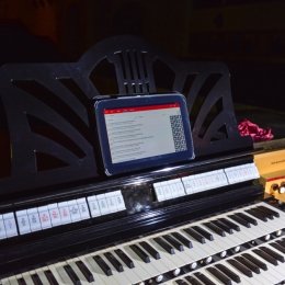 Visszajátszó orgona rendszer